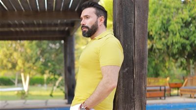 الفنان رامي وحيد يعلن وفاة خاله