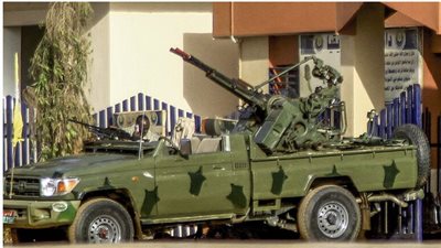  الجيش السوداني: قوات الدعم السريع اقتحمت السفارة الهندية ونهبت بعض ممتلكاتها 