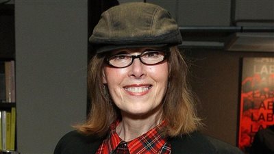 تحرش في الطائرة، تفاصيل أزمة نسائية جديدة للرئيس ترامب