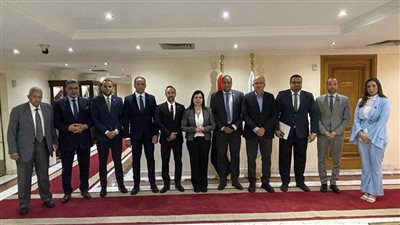 وفد «التنسيقية» يزور اتحاد الصناعات لمناقشة سبل دعم الصناعة 