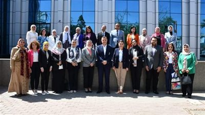 جامعة عين شمس تكرم منسقى قطاع الوافدين بالكليات