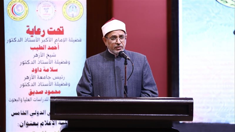 الدكتور سلامة داود
