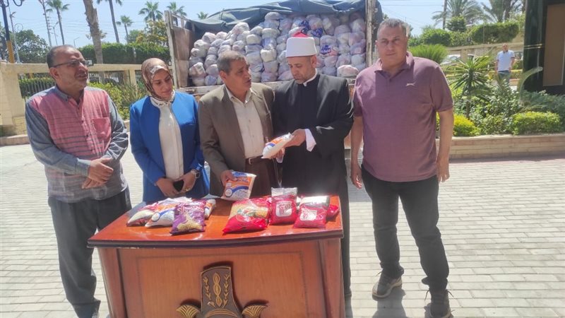 توزيع شنط غذائية