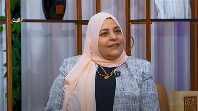 أستاذة بالأزهر للزوجات: لا تحكوا مشاكل البيوت على الفيس بيولعوها (فيديو)