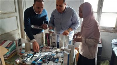 تموين وسط بالإسكندرية تضبط سجائر مجهولة المصدر