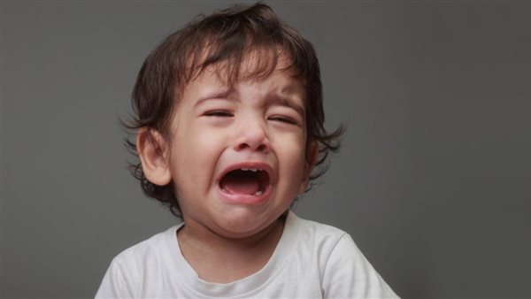 تفسير حلم بكاء الطفل في المنام وعلاقته بانتهاء المشاكل والتخلص من الأحزان