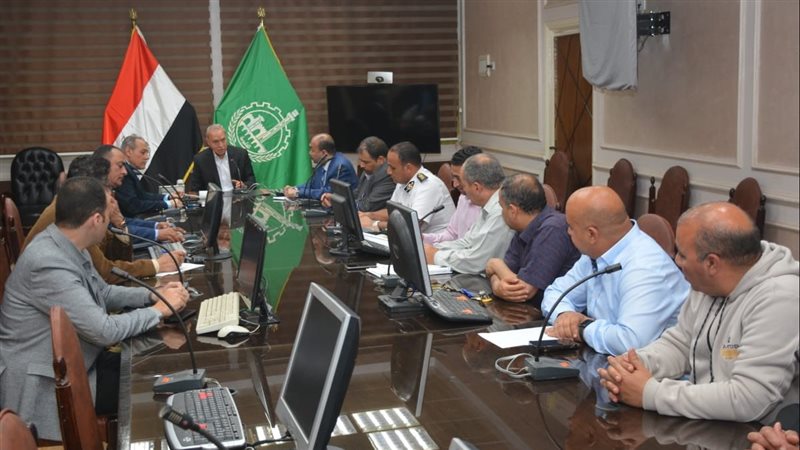 محافظ القليوبية خلال