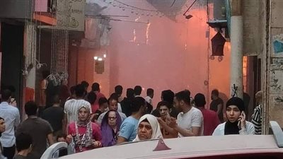 إصابة شخصين في حريق مخلفات بأطفيح