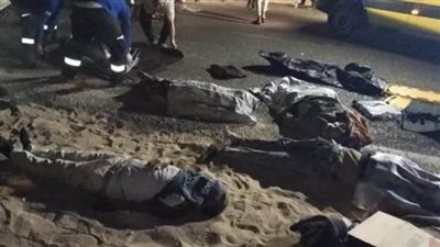 بعد حادث أتوبيس الوادي الجديد، أهالي الواحات يناشدون المسئولين وقف نزيف الدم (صور)