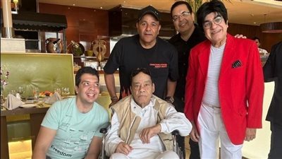 حلمي بكر على كرسي متحرك بالسعودية لحضور حفل روائع الموجي 