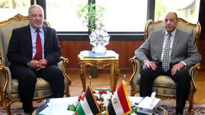 وزير الطيران يبحث مع وزير النقل الفلسطيني الاستعدادات اللازمة لنقل الحجاج