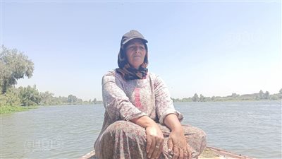 30 عامًا من الكفاح، سناء تحارب الجوع بالصيد في المنوفية (فيديو)