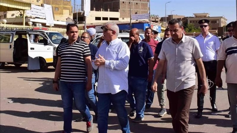 محافظ الأقصر خلال