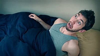 حير العلماء طويلا، لهذا السبب نستيقظ من نومنا عند رؤية الكوابيس