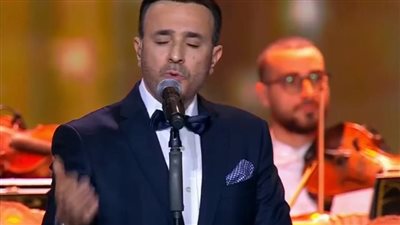 صابر الرباعي يتألق بأغنية 