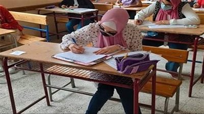 تعليم الجيزة: 98.4% نسبة الطلاب المتقدمين لامتحان اللغة الأجنبية الثانية