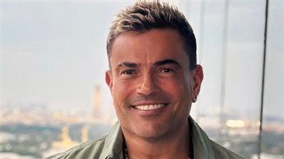 عمرو دياب يهنئ يحيى الموجي بتكريم والده