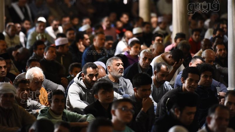صلاة الجمعة في الجامع