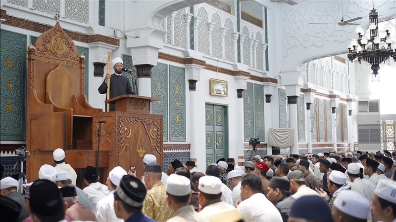 الدكتور أسامة الأزهري