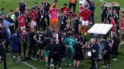 أول تعليق من محمود متولي عقب سقوطه بأرضية ملعب مباراة السوبر في الإمارات 