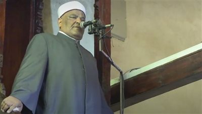 شومان: الإنفاق على الفقراء والمحتاجين في أوقات الشدائد والأزمات أفضل من الحج