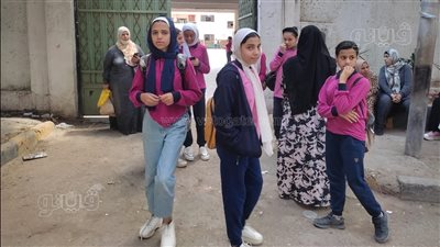 انتهاء أول أيام امتحانات الفصل الدراسي الثاني 2023 لطلاب صفوف النقل (فيديو وصور) 