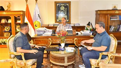 محافظ أسيوط: ضرورة الإشراف الميداني على تنفيذ مشروعات حياة كريمة