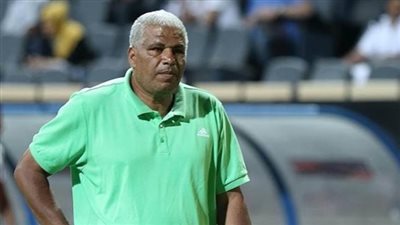 اتحاد الكرة يقيم عزاء لـ ميمي عبد الرازق بالقاهرة