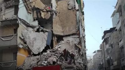 تفاصيل واقعة انهيار منزل بالشرقية، مصرع مسن وطفل وإصابة ثالث، الدفع بـ 3 سيارات إسعاف ومعدات الإنقاذ