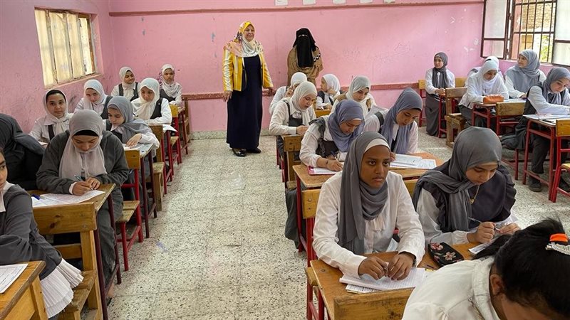 امتحانات النقل بالفيوم،