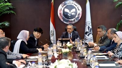 رئيس هيئة الاستثمار يبحث مع وفد سامسونج خطط الشركة التوسعية في مصر