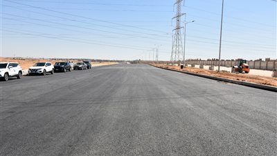 تفاصيل تنفيذ مشروعات الطرق بالقاهرة الجديدة 