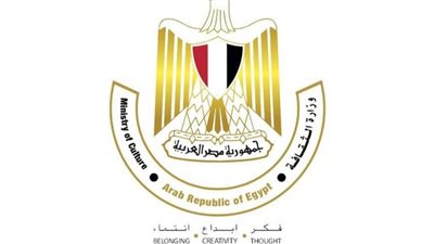  تكريم عدد من أبناء الشهداء لـ موظفات وزارة الثقافة