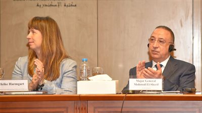 الشريف يفتتح مشروع خطة عمل المدن الخضراء لمدينة الإسكندرية (صور)