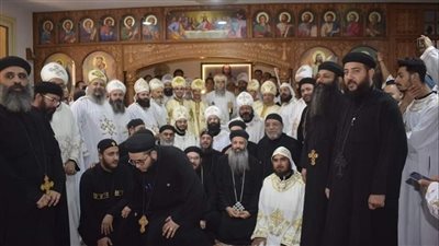 الأنبا اسطفانوس يرسم 4 كهنة جدد للخدمة في إيبارشية ببا والفشن