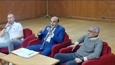 نادي أدب الإسماعيلية يناقش الأخطاء الشائعة في كتابات المبدعين (صور) 