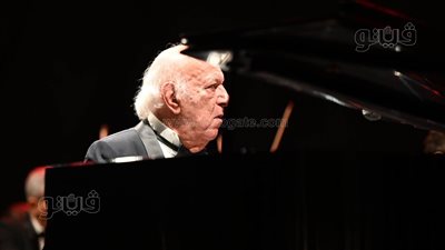 تفاعل الجمهور مع ألحان عمر خيرت في حفل المتحف الكبير (صور)