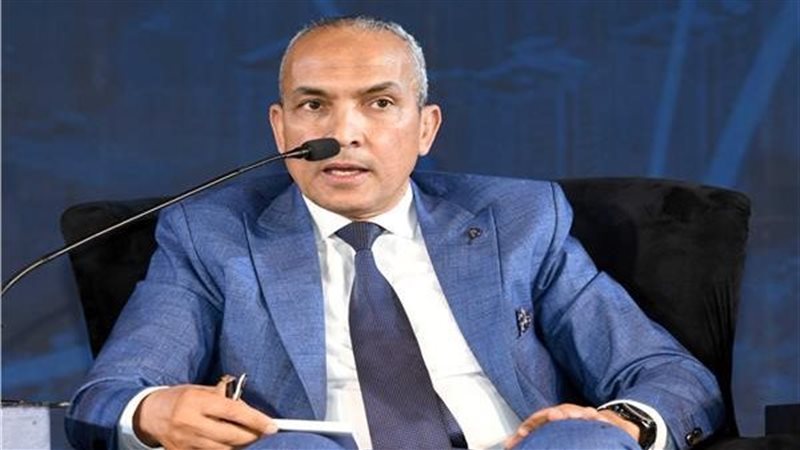 اللواء أحمد فهمى،