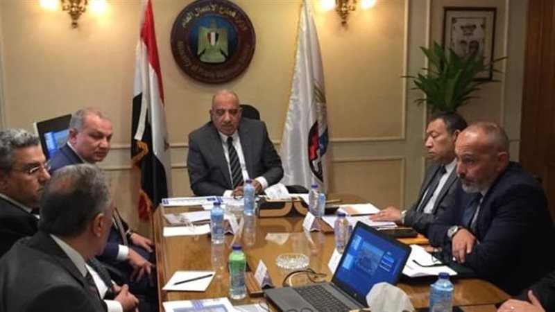 وزارة قطاع الاعمال،