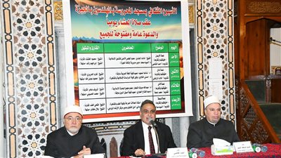 خالد الجندي: مجالس الذكر نعمة كبيرة وتحفها الملائكة