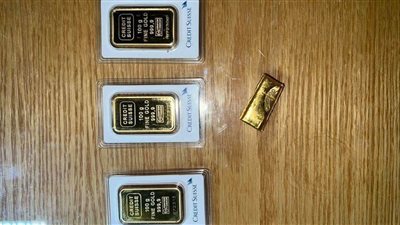 جمارك مطار الأقصر الدولى تضبط تهريب عدد من السبائك الذهبية