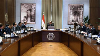 رئيس الوزراء يوجه بسرعة تسكين العمارات بديل العشوائيات 