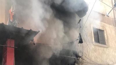 حريق هائل بأحد المحال التجارية في الإسكندرية