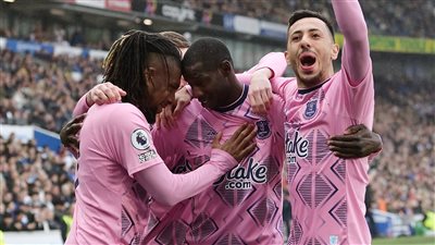 إيفرتون يقسو على برايتون 1/5 في الدوري الإنجليزي 