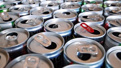 دراسة حديثة تحذر: مشروبات الطاقة والمكملات الغذائية ومدرات البول قاتلة