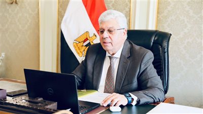 وزير التعليم العالي يترأس اجتماع مجلس إدارة المركز القومي للبحوث