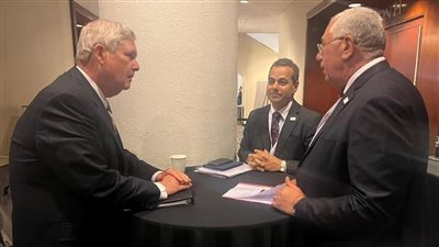 وزيرا الزراعة المصري والأمريكي يبحثان سبل تعزيز آفاق التعاون المشترك