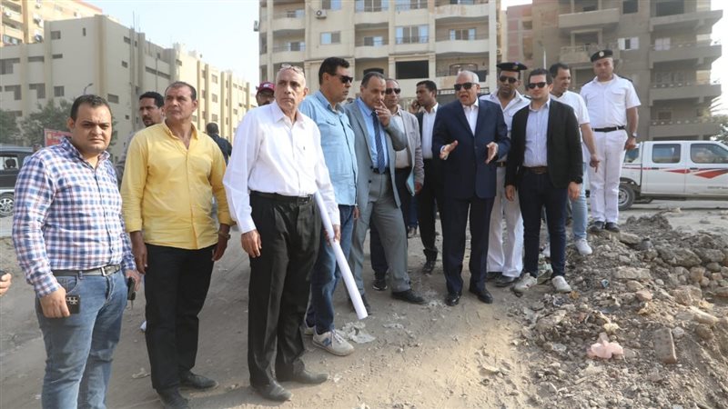 محافظ الجيزة يعاين