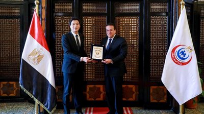 وزير الصحة يستقبل سفير كوريا لدى مصر لتعزيز سبل التعاون 