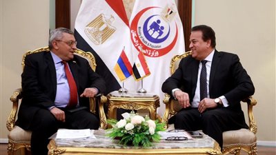 وزير الصحة يبحث مع سفير أرمينيا إعادة تفعيل اتفاقيات التعاون الموقعة بين البلدين في المجال الطبي 